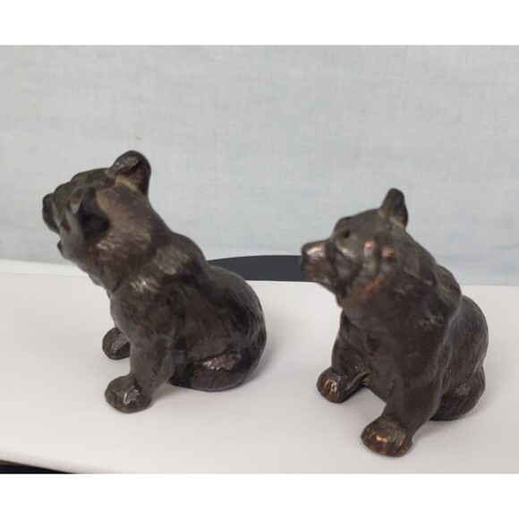 Vintage 1960's Bear Cub Shaped Metal Salt & Pepper Shakers Grizzly Japan - Picture 5 of 12
